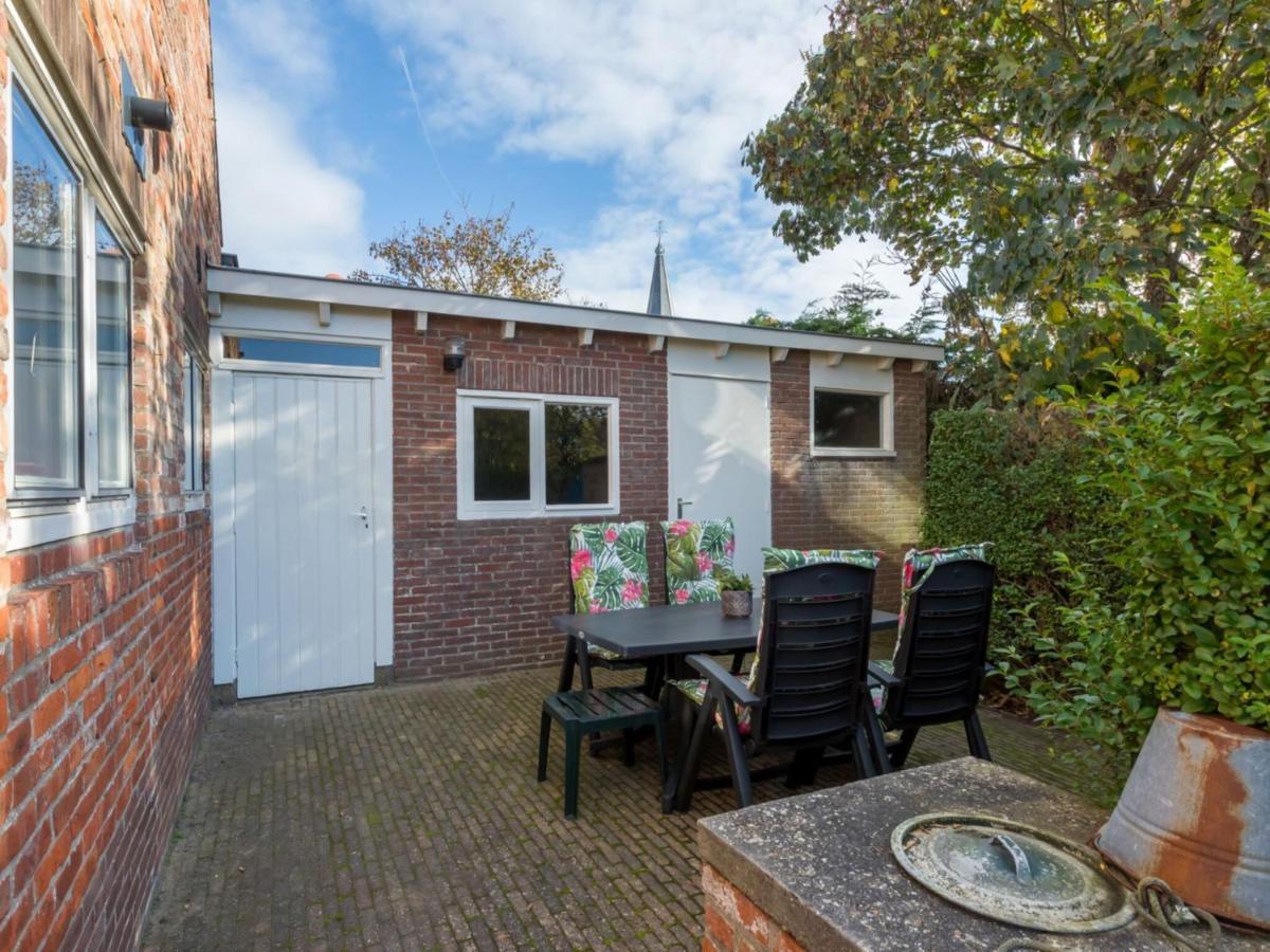 Quaint Holiday Home In Domburg With Terrace Экстерьер фото