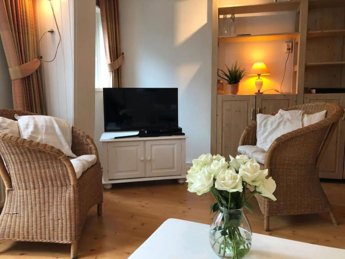 Quaint Holiday Home In Domburg With Terrace Экстерьер фото