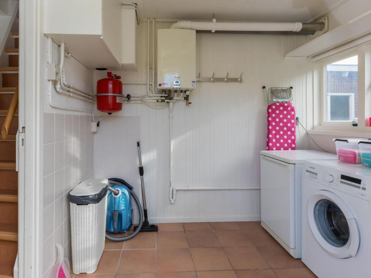 Quaint Holiday Home In Domburg With Terrace Экстерьер фото